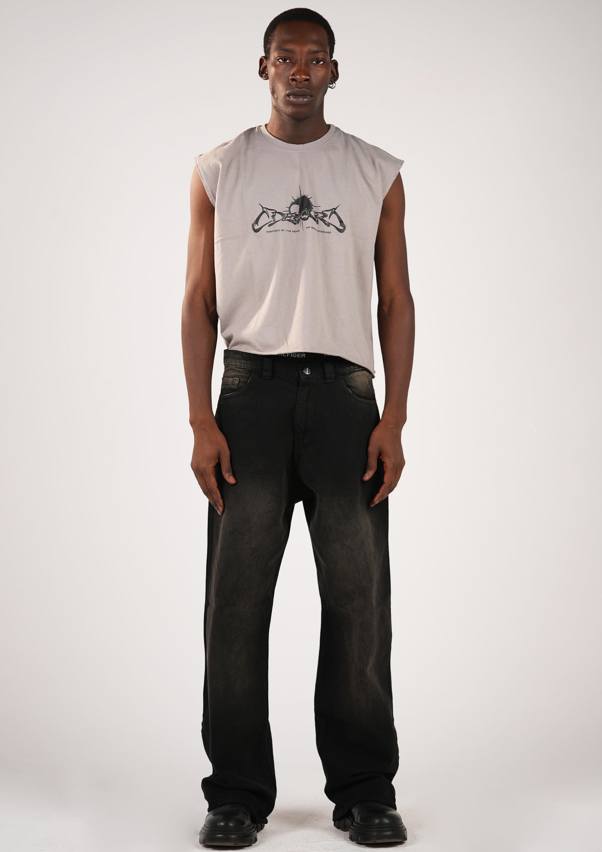 DEVOUR TEE