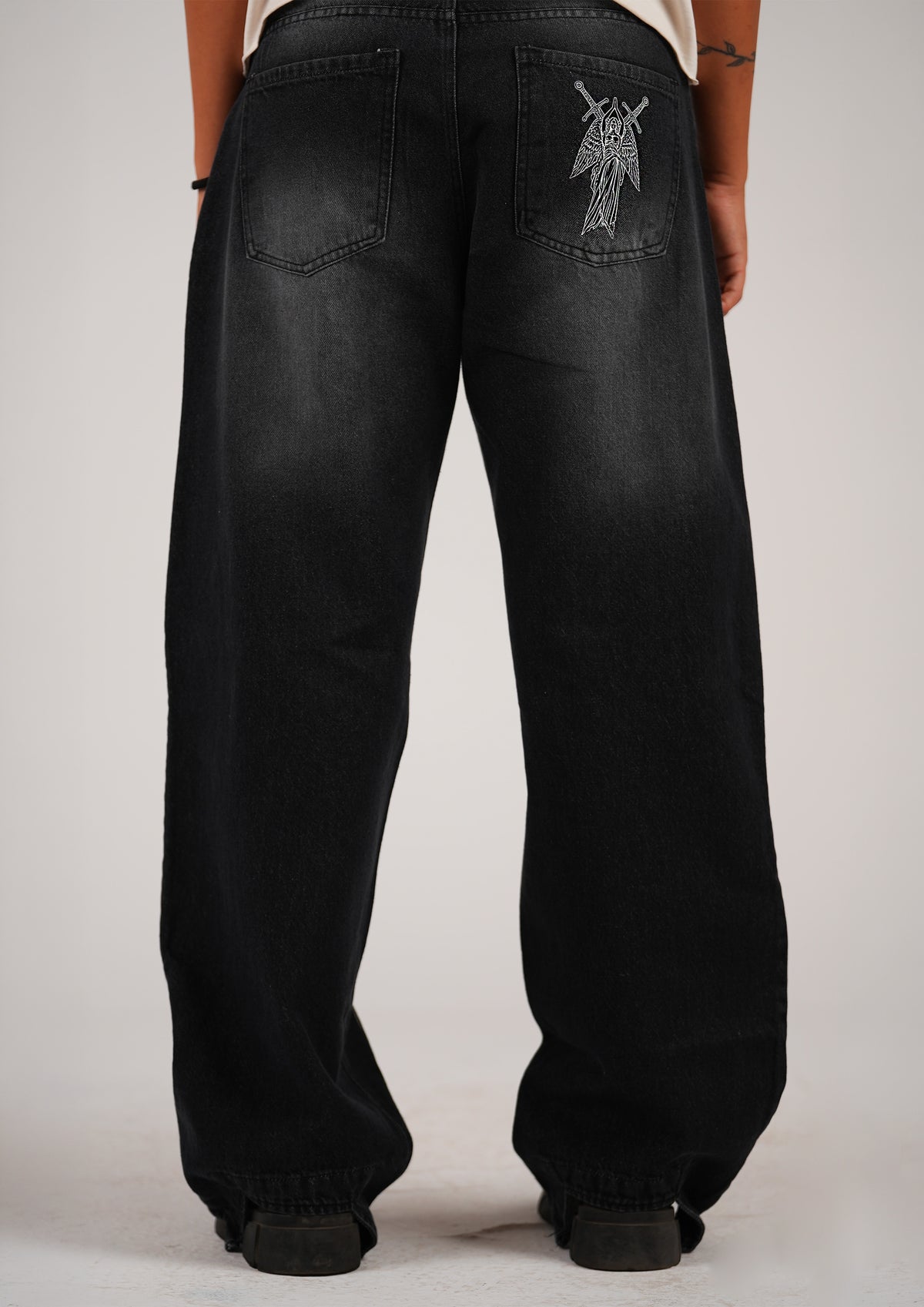 DUALITY JEANS
